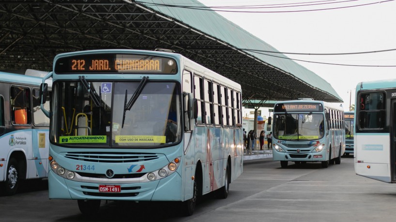 Passagem de ônibus de Fortaleza sobe para R$ 3,90; meia custará R$ 1,80